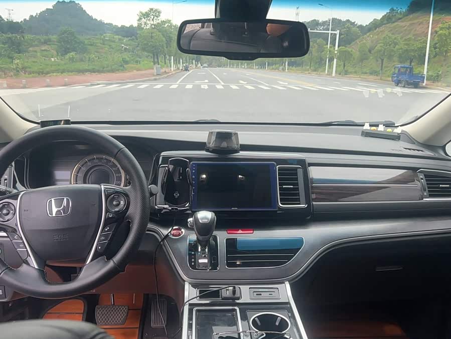 Honda Elysion 2019, фото 9