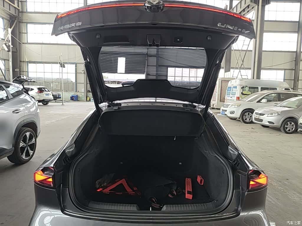 Changan UNI-V, 2023 19