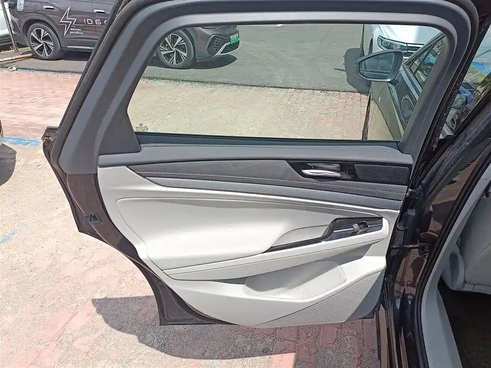 Volkswagen ID.7 VIZZION