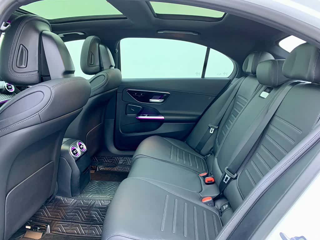 Mercedes-Benz C-Class, 2023 12