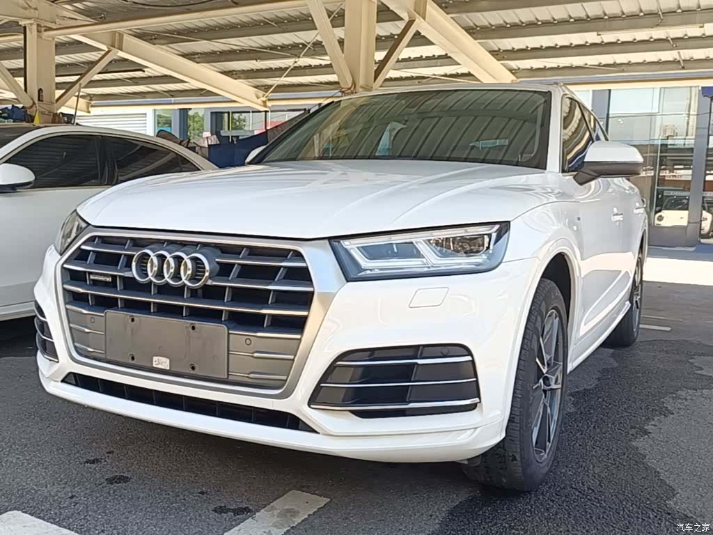 Audi Q5L, 2019 1