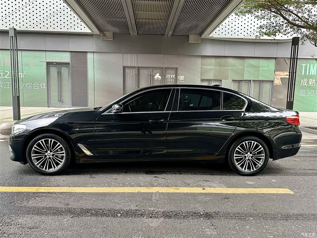BMW 5 Series, 2018 4