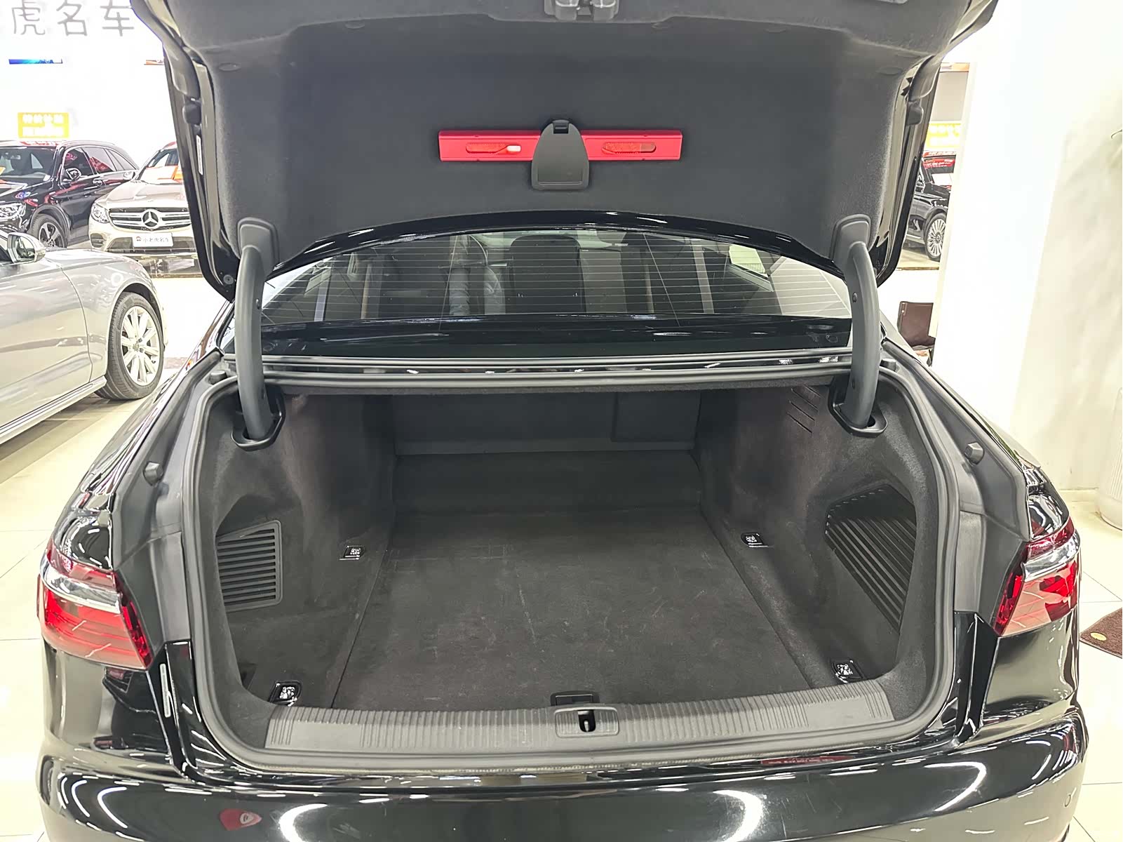 Audi A8L, 2023 18