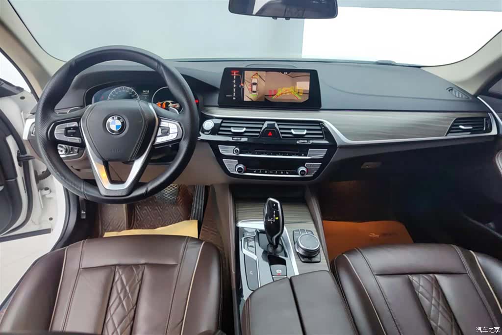 BMW 5 Series, 2019 12