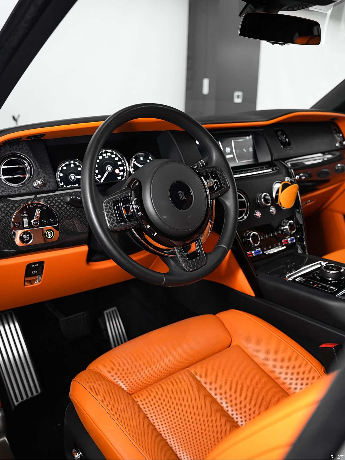 Rolls-Royce Cullinan, 2022 31