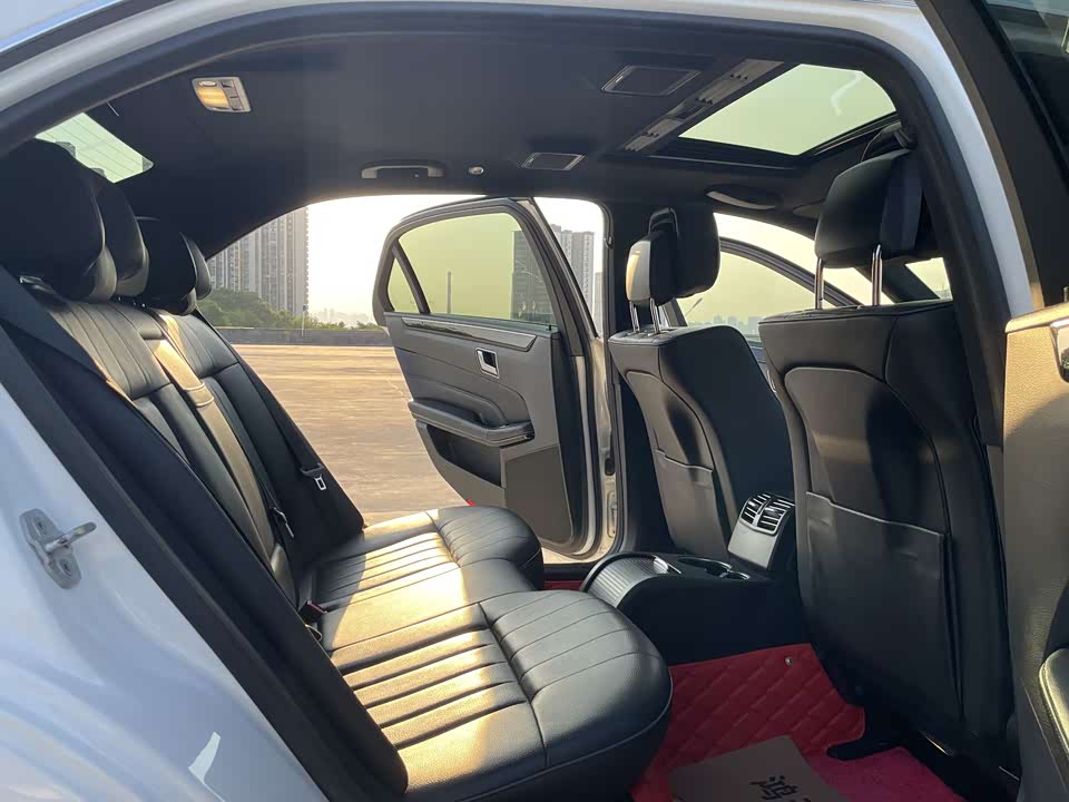 Mercedes-Benz E-class Mercedes-Benz E-class