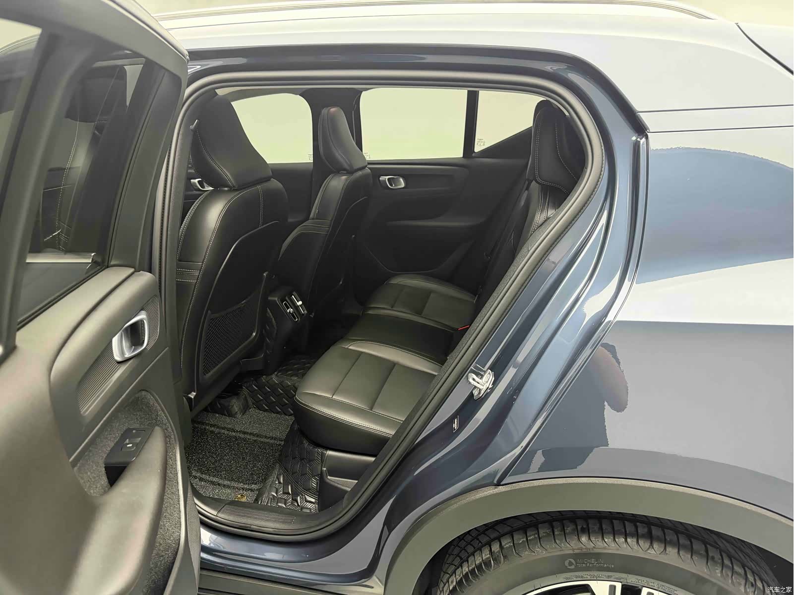 Volvo XC40, 2021 14