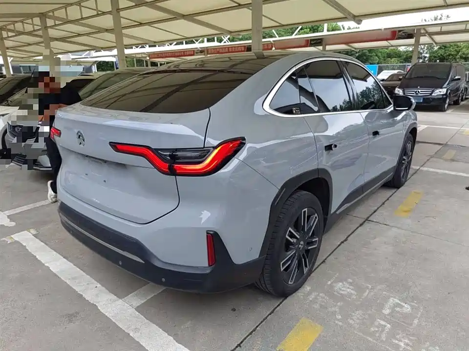 NIO EC6