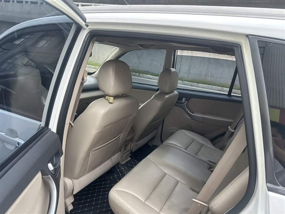 Dongfeng Jingzhou Car