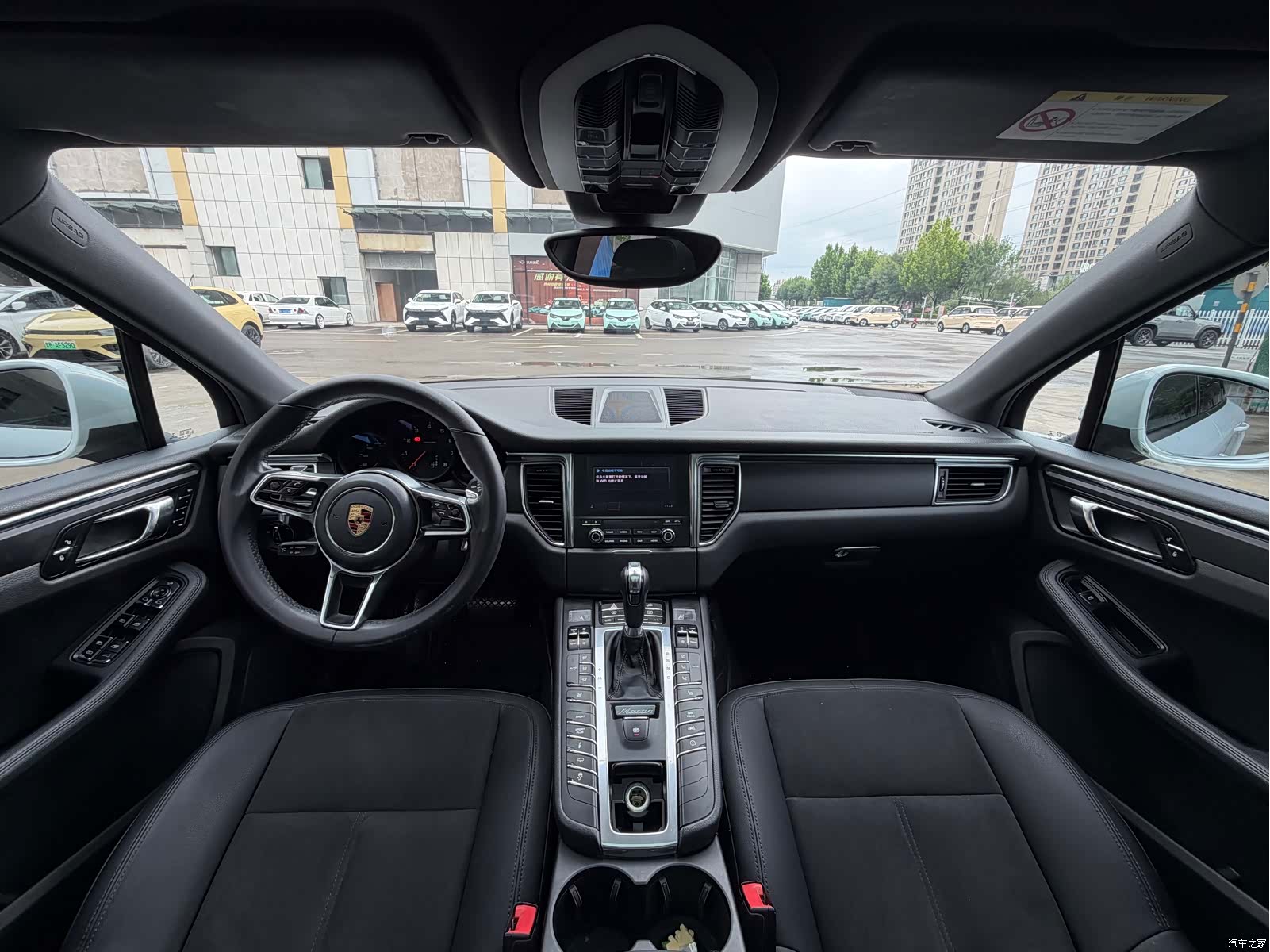 Porsche Macan, 2016 11
