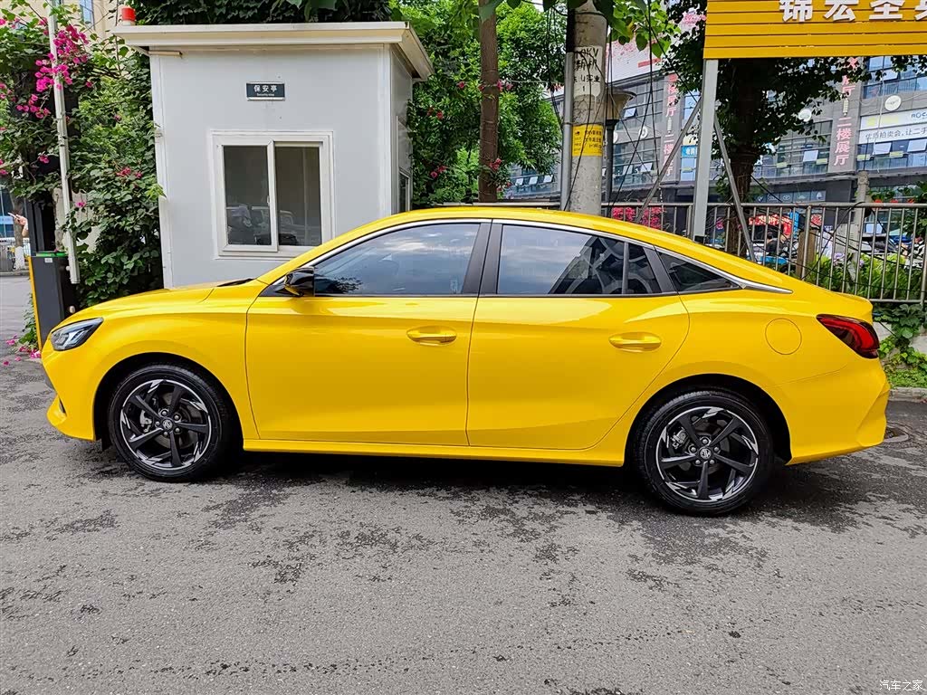 MG MG5, 2023 3