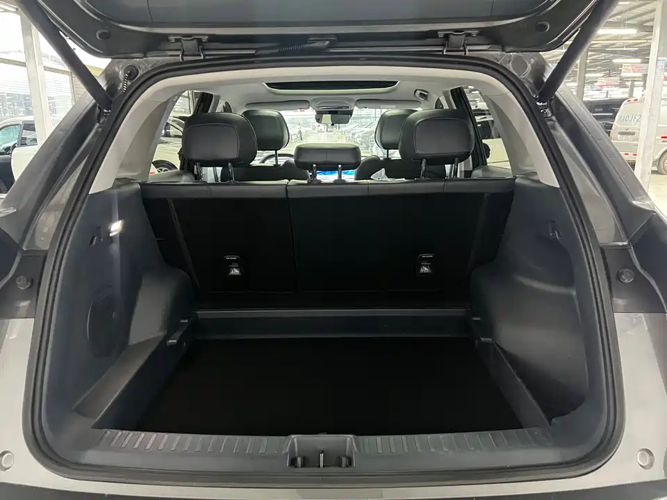 Geely Galaxy Galaxy E5