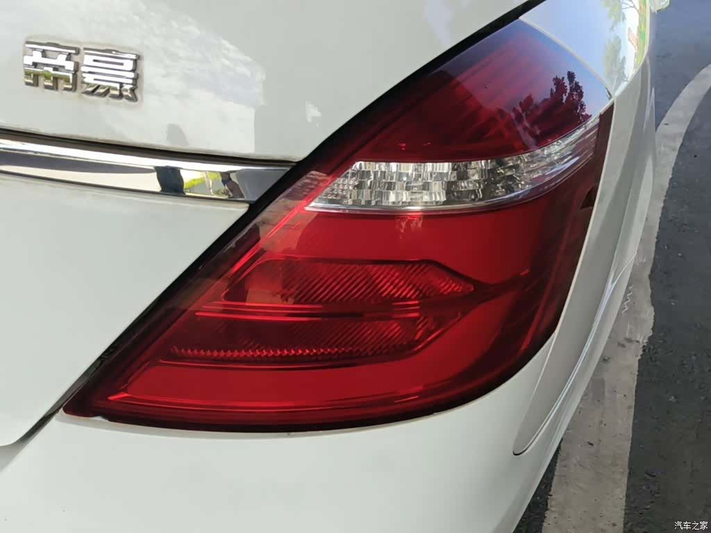 Geely Emgrand, 2017 8