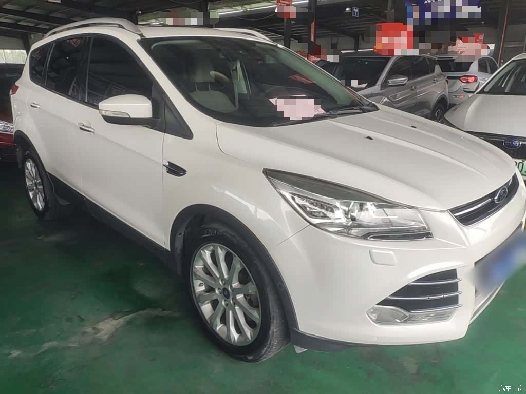 Ford Kuga, 2014 4
