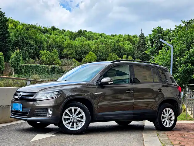 Volkswagen Tiguan 2016 — купить из Китая под заказ