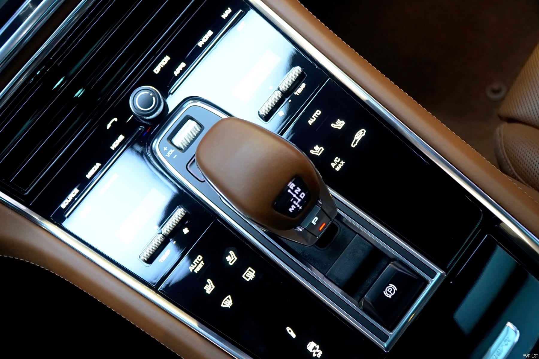 Porsche Panamera, 2020 15
