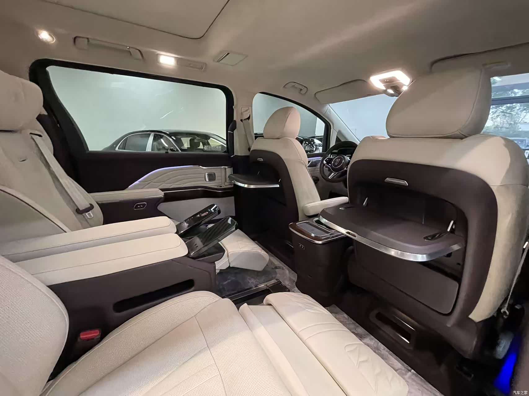 Hongqi HQ9, 2022 18