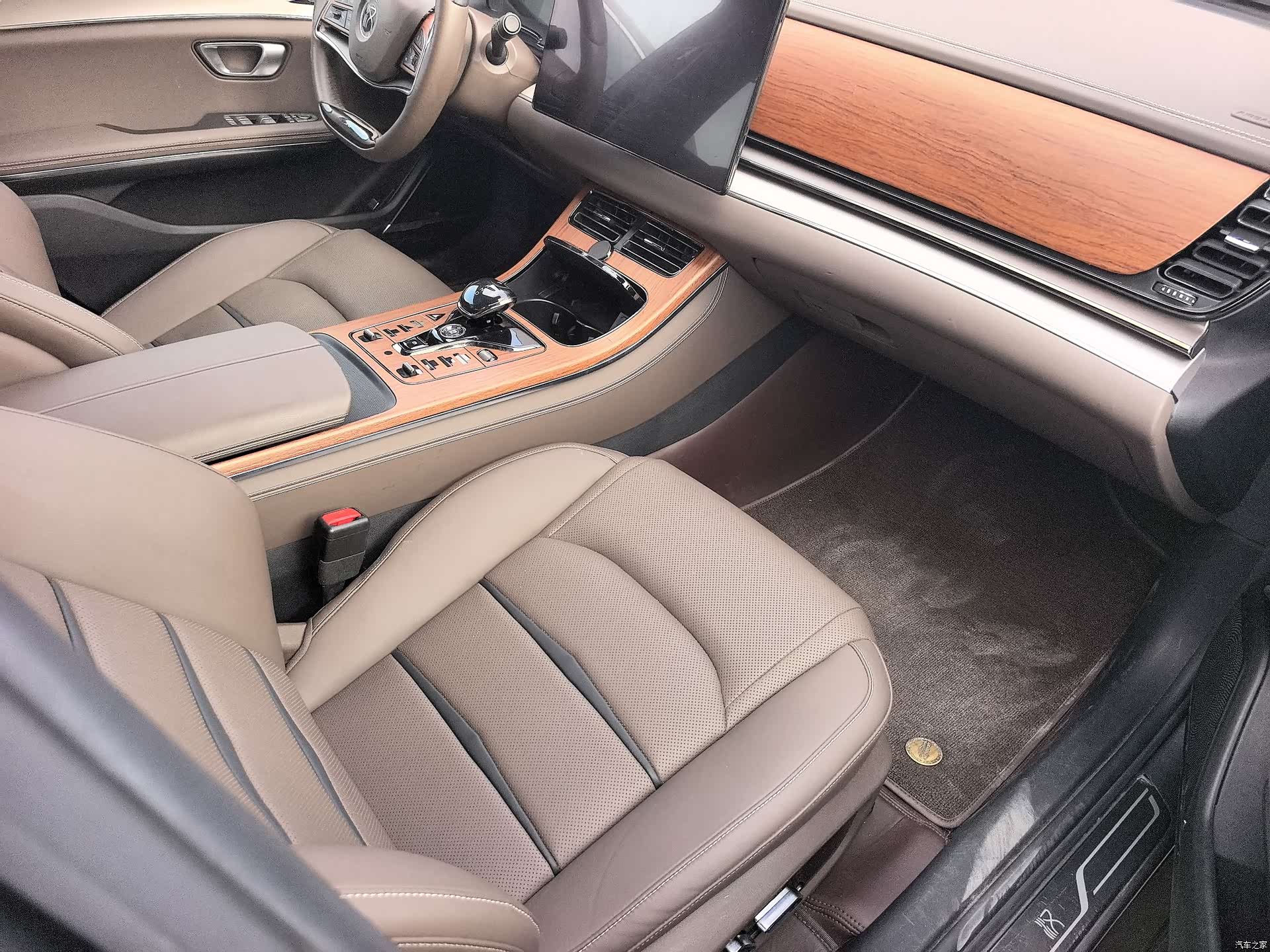 BYD Han, 2021 8
