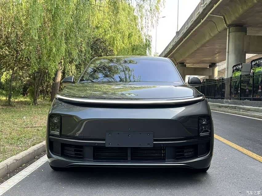 Li Auto L8, 2023 4