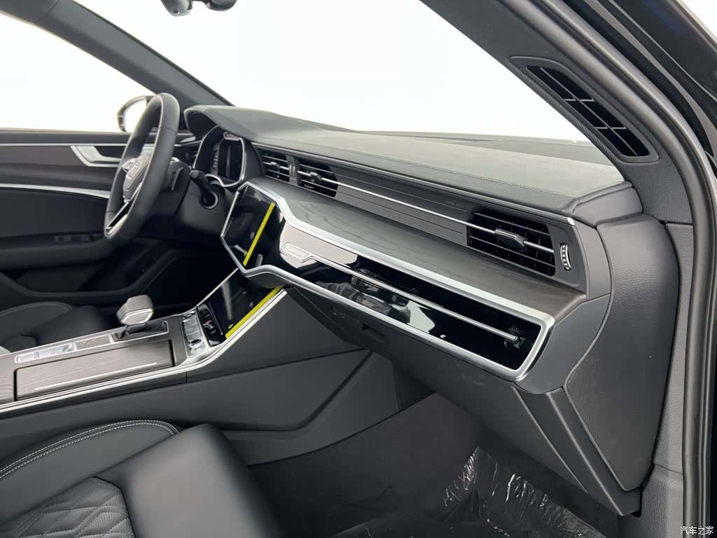 Audi A6L, 2026 31
