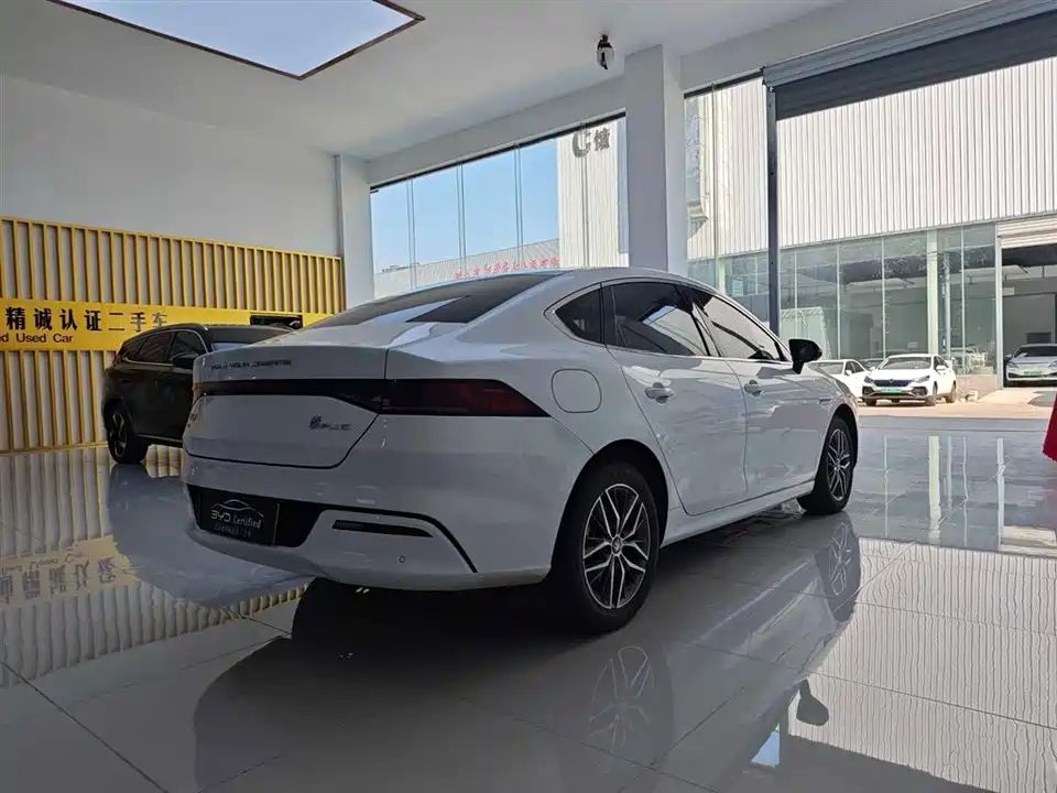 BYD Qin Yuan BYD Qin Yuan