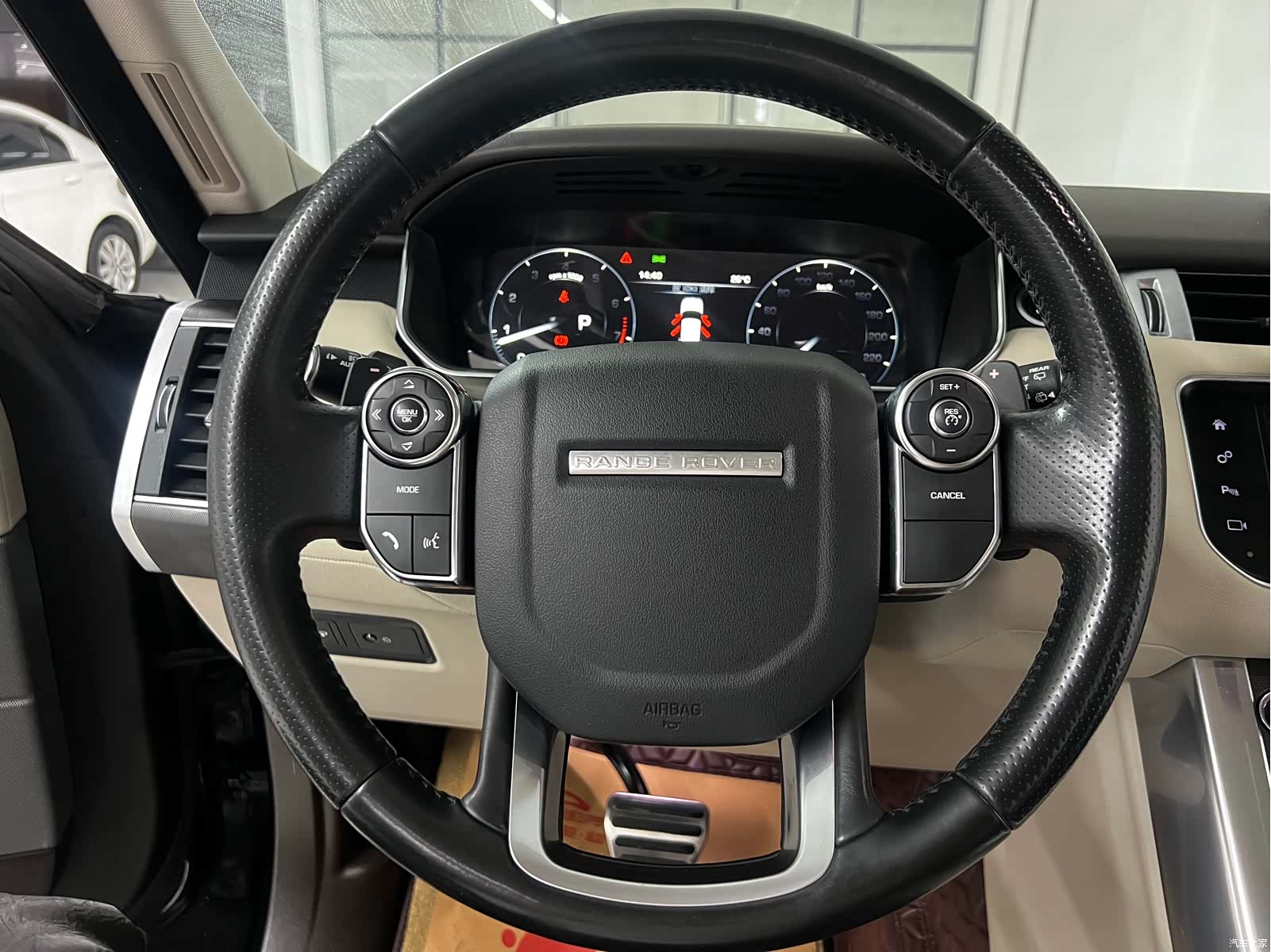 Land Rover Range Rover, 2016 12