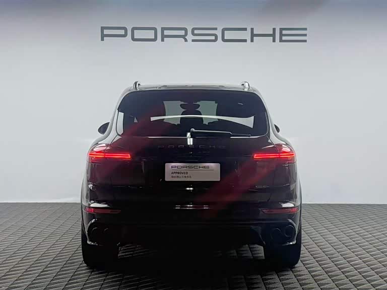 Porsche Cayenne 2015, фото 5