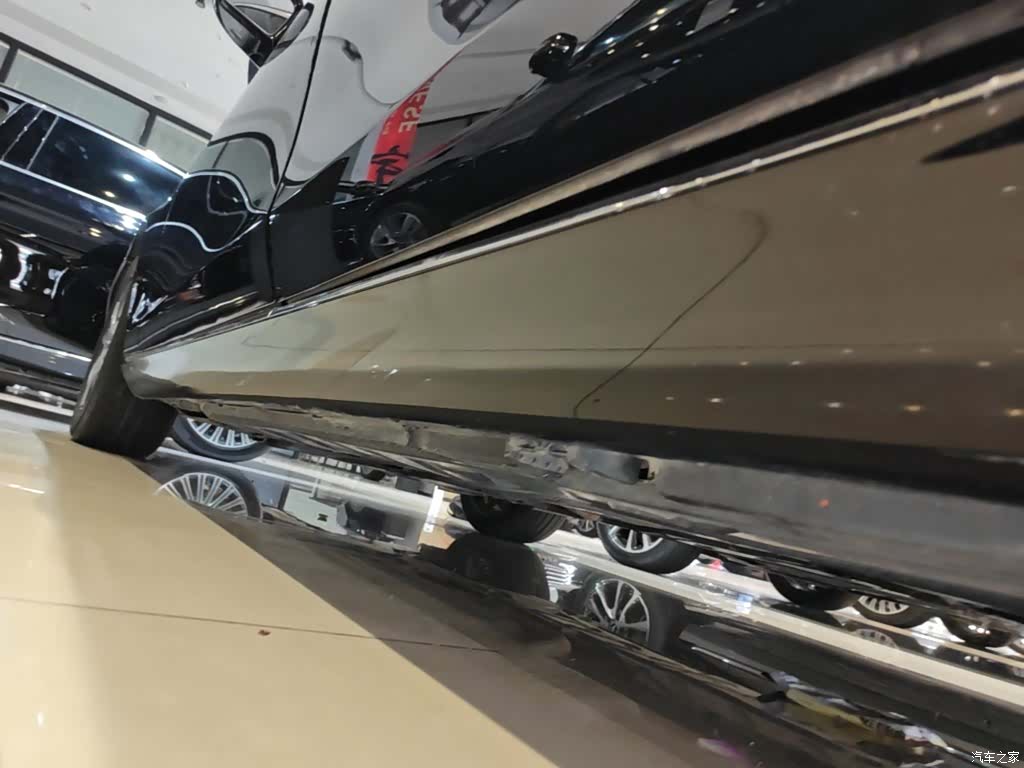 Mercedes-Benz E-Class, 2018 22