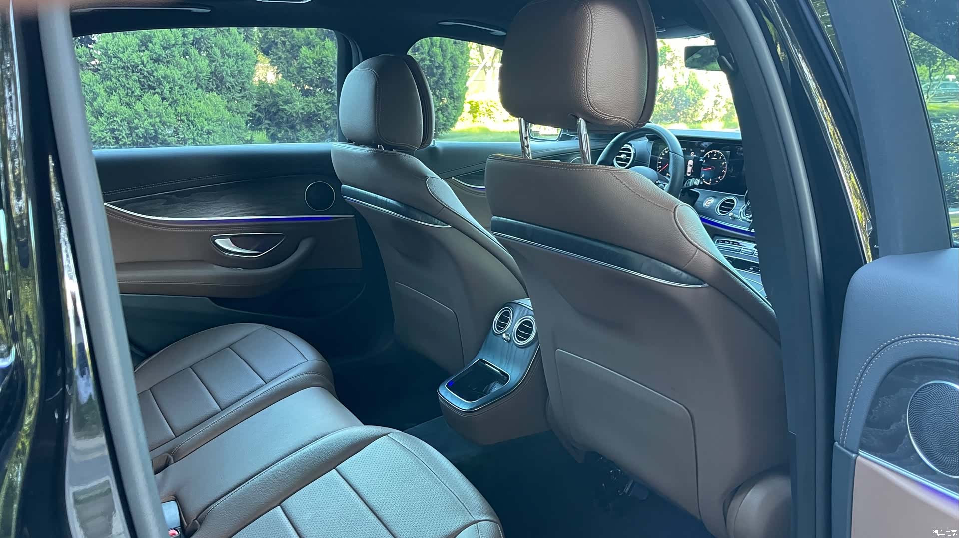 Mercedes-Benz E-Class, 2022 7
