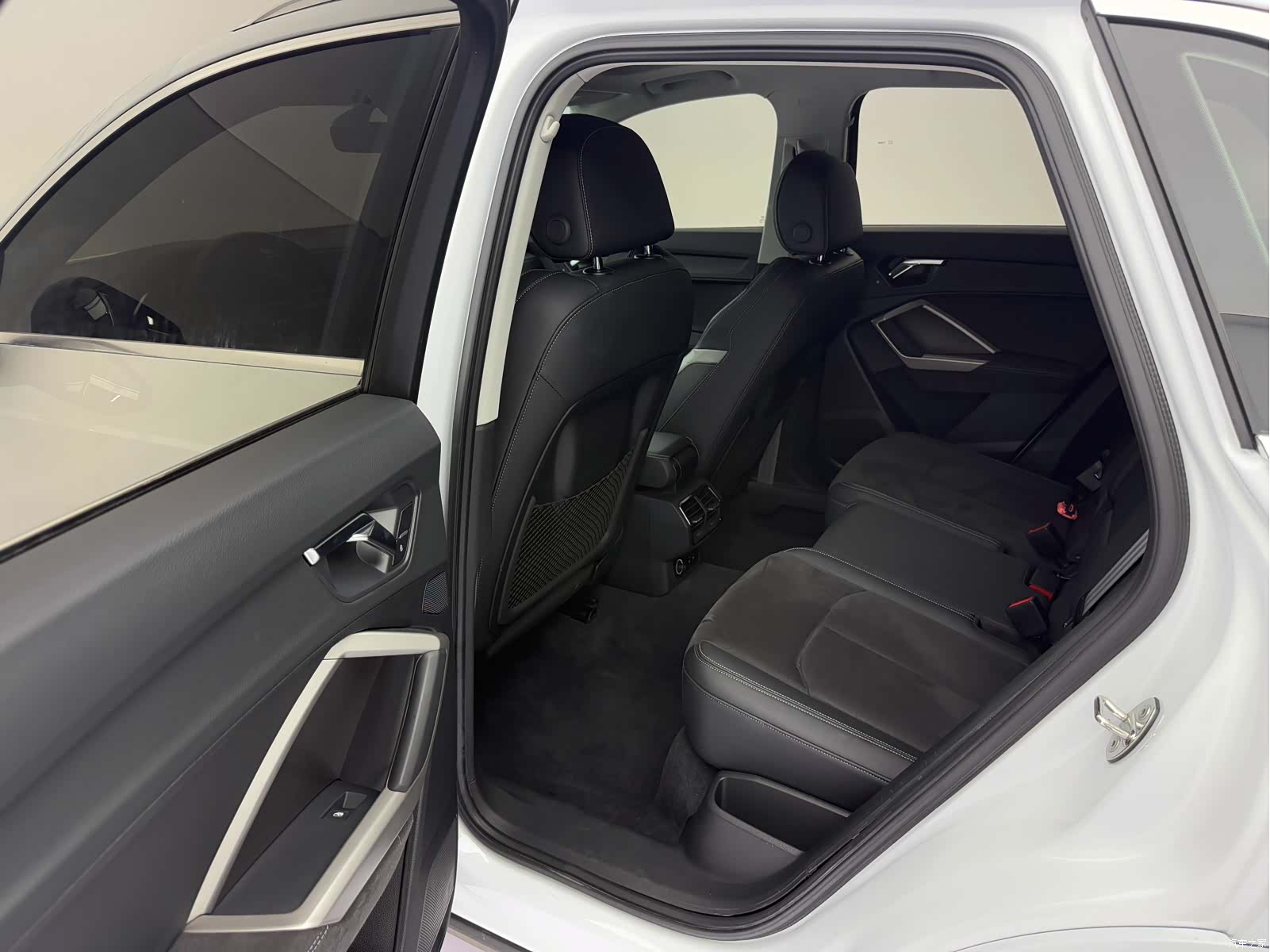 Audi Q3, 2022 15