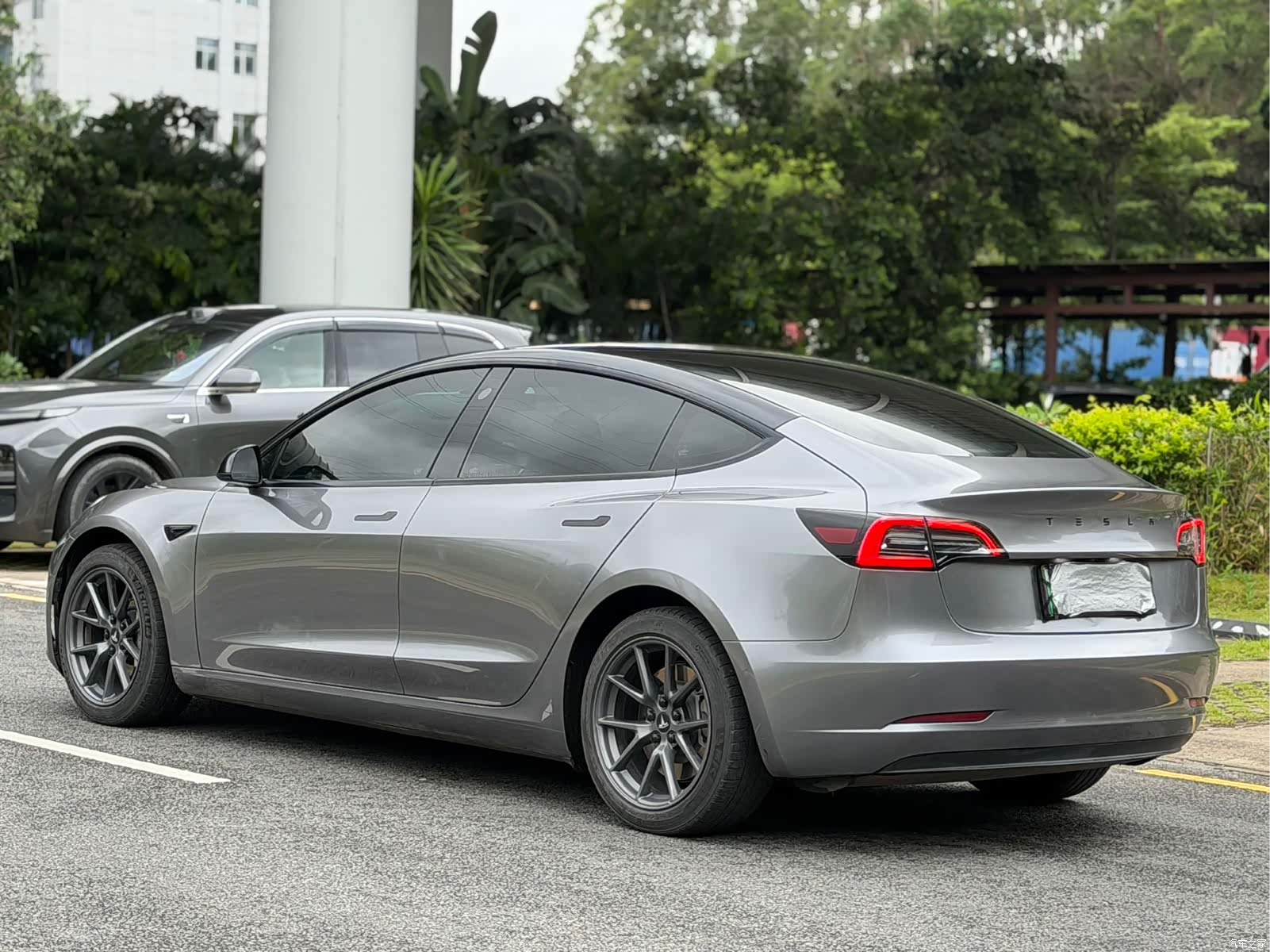 Tesla Model 3, 2023 10