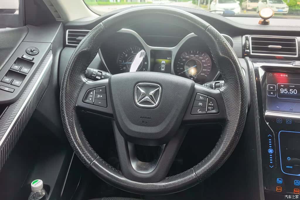 JMC S330, 2017 15