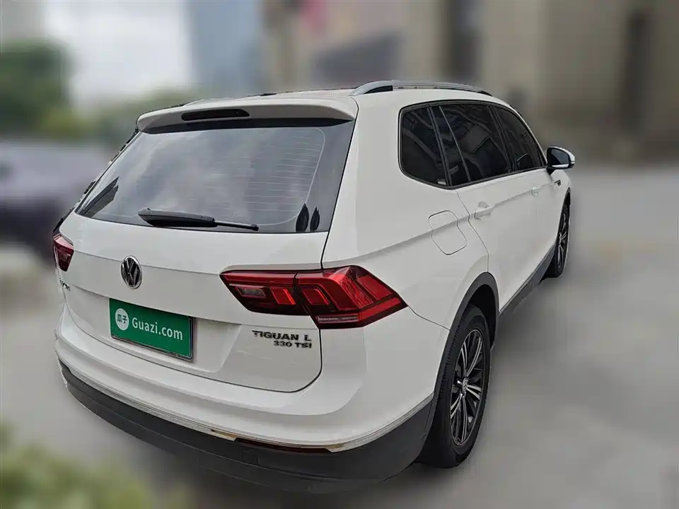 Volkswagen Tiguan L