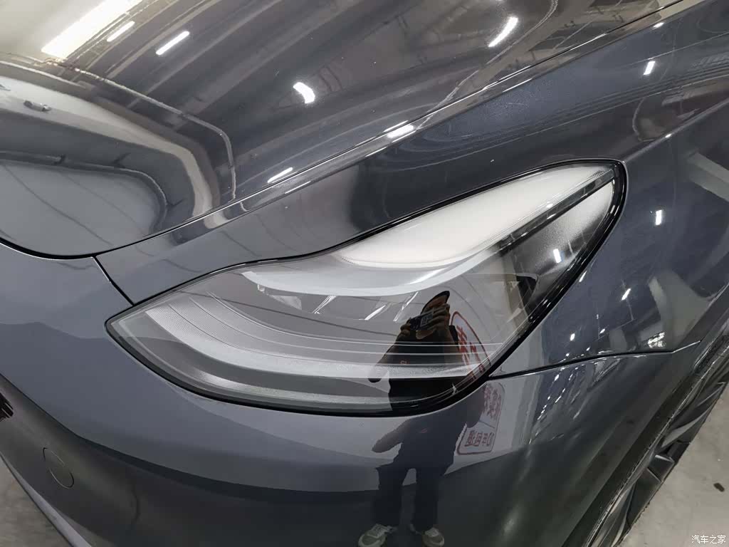 Tesla Model Y, 2025 7