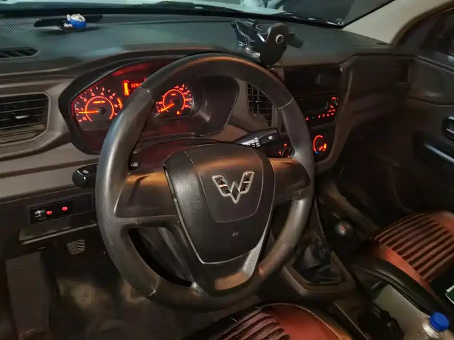 Wuling Wuling Hongguang V