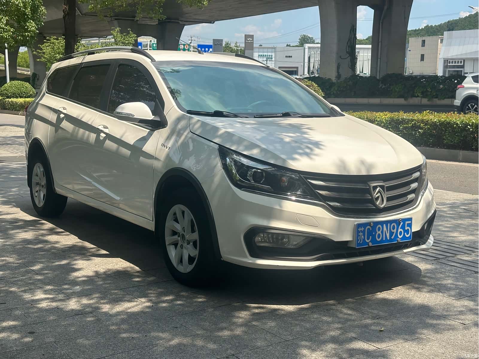 Wuling 310W, 2017 3