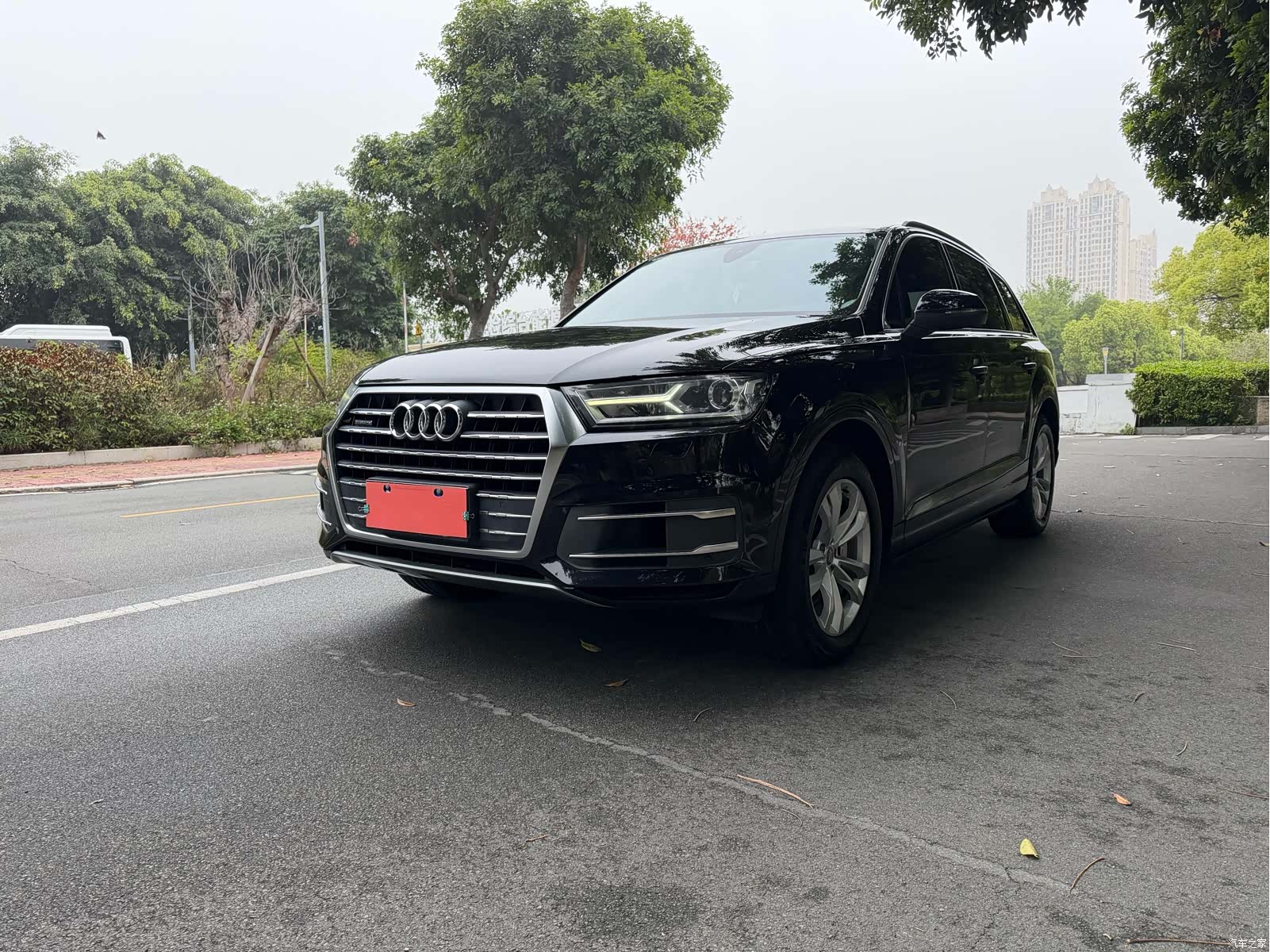 Audi Q7, 2016 1