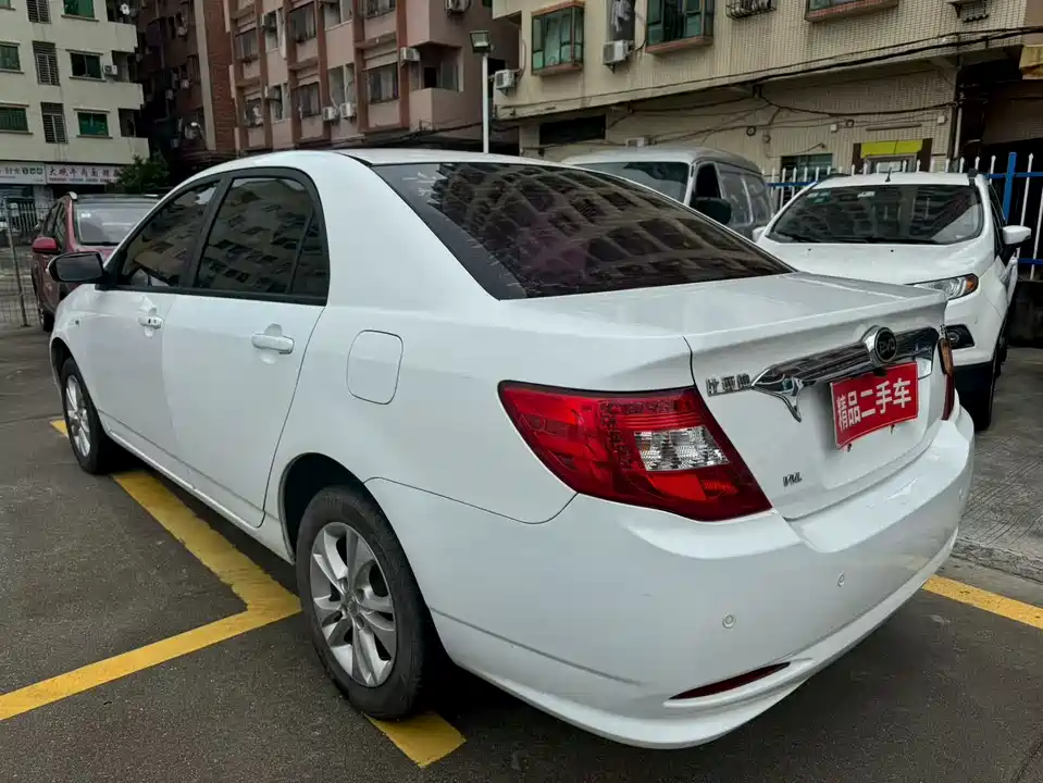 BYD F3