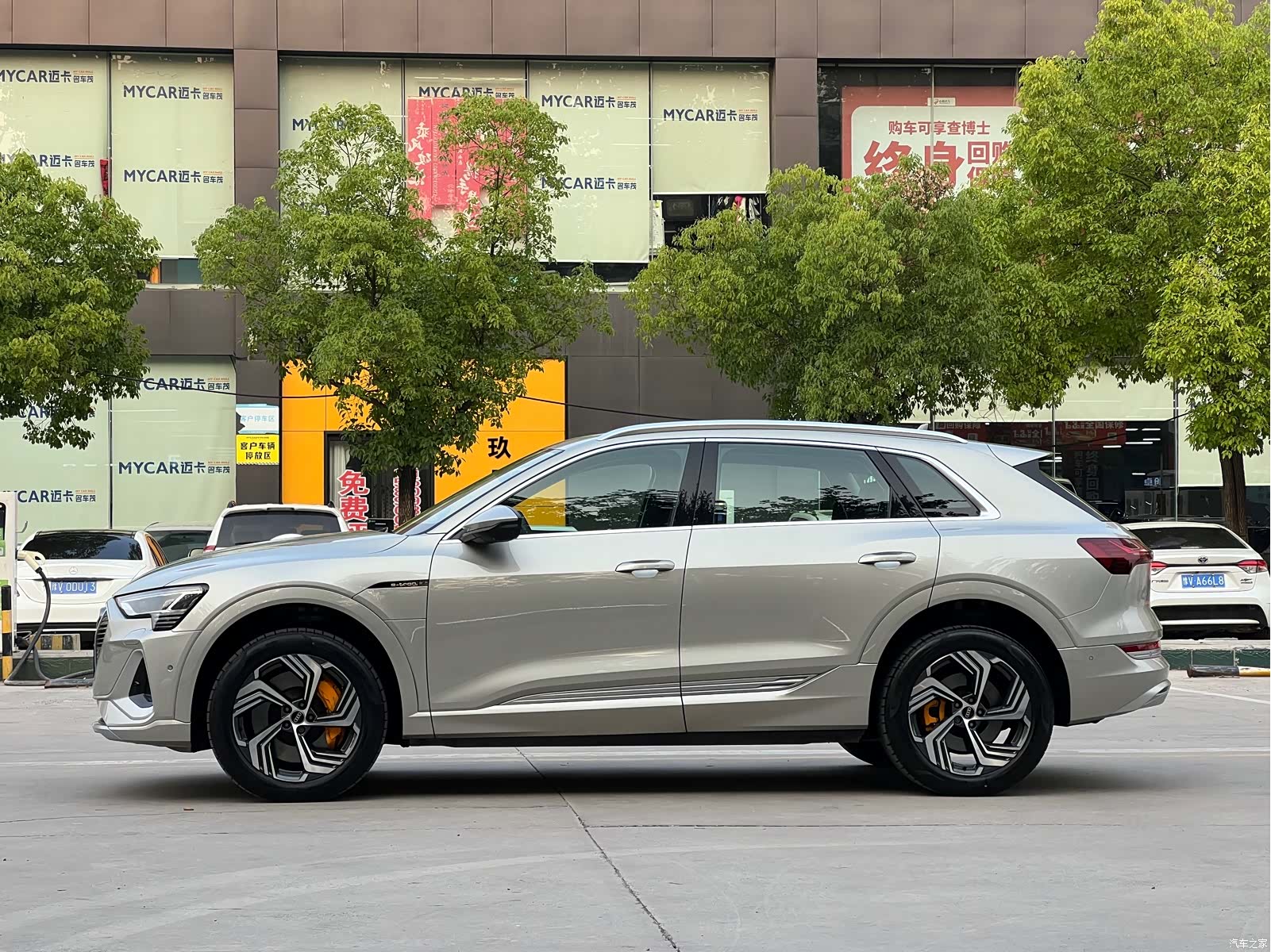 Audi e-tron, 2022 2