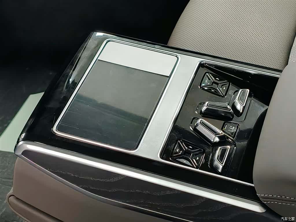 Audi A8L, 2025 17