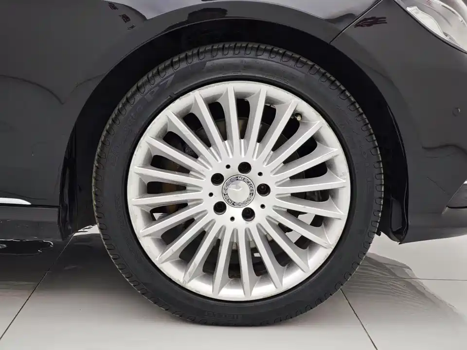 Mercedes-Benz S-class Mercedes-Benz S-class