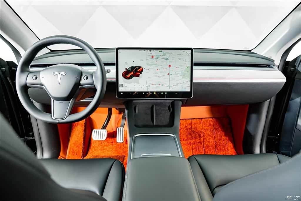 Tesla Model Y, 2025 13