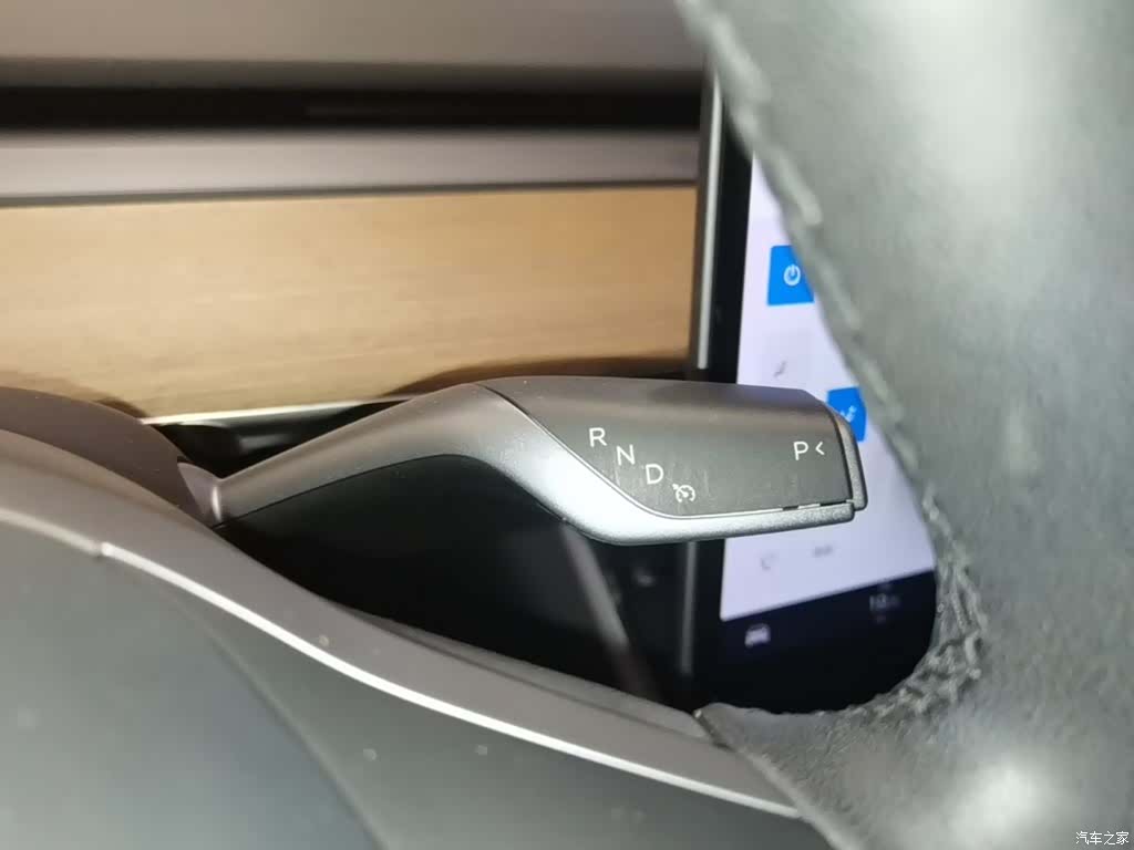 Tesla Model 3, 2020 14
