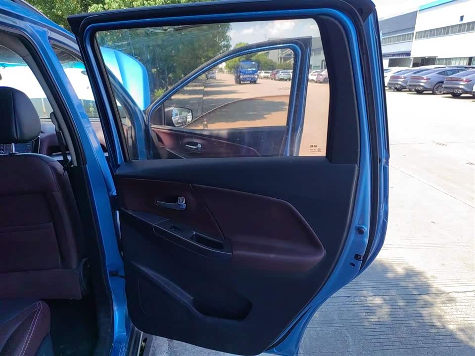 Venucia M50V Venucia M50V