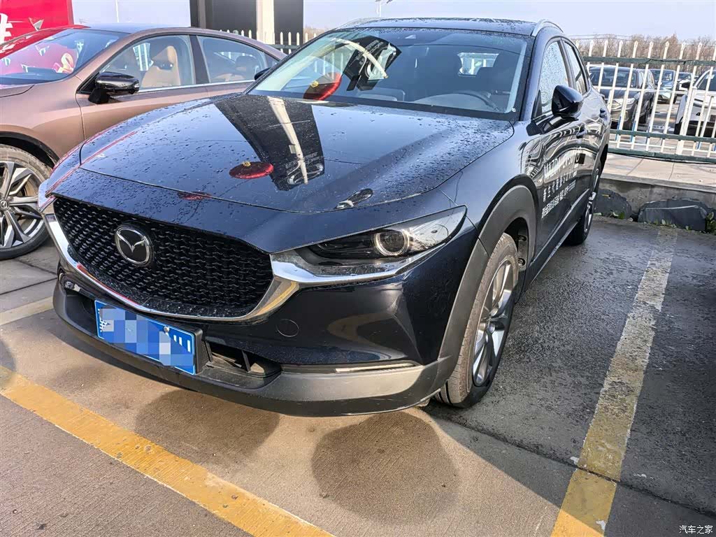 Mazda CX-30, 2025 1