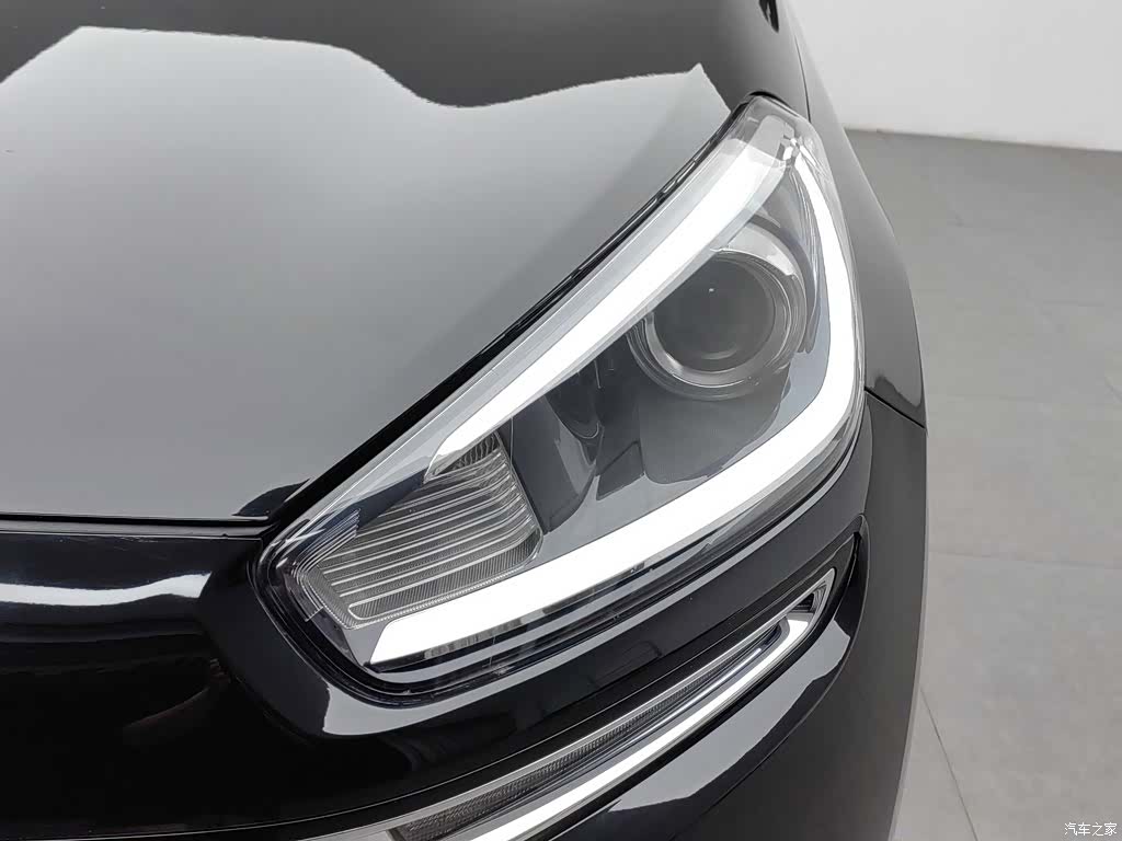 Kia KX3, 2015 7