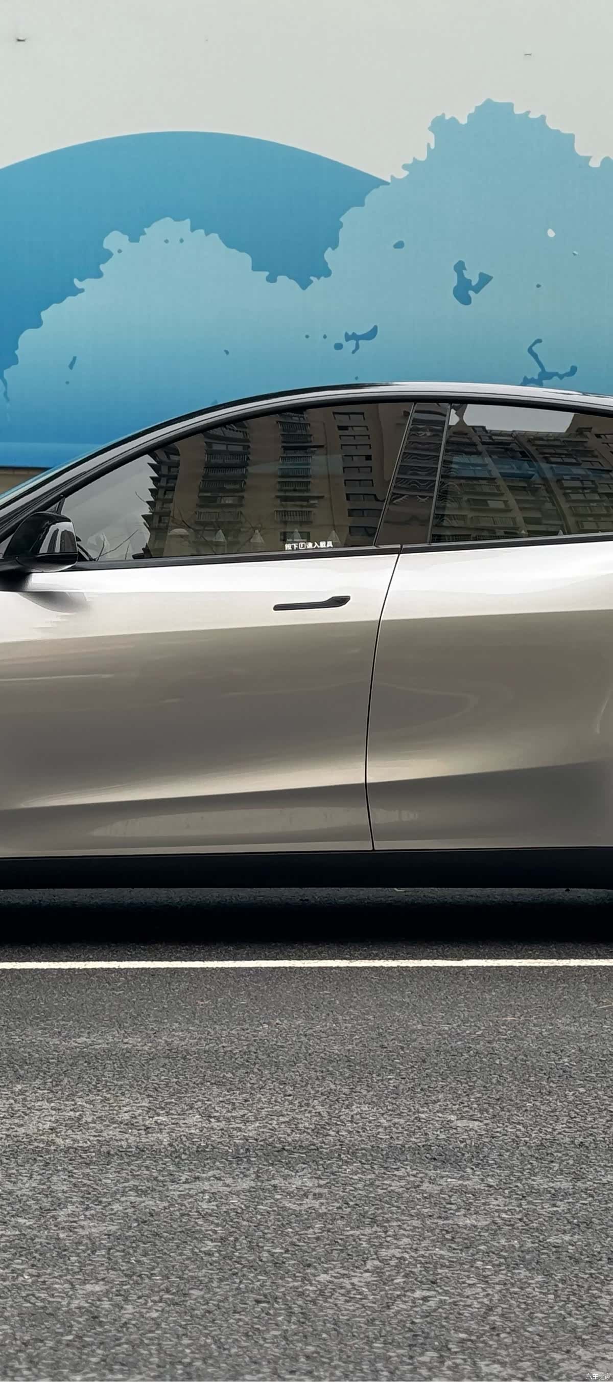 Tesla Model Y, 2023 9