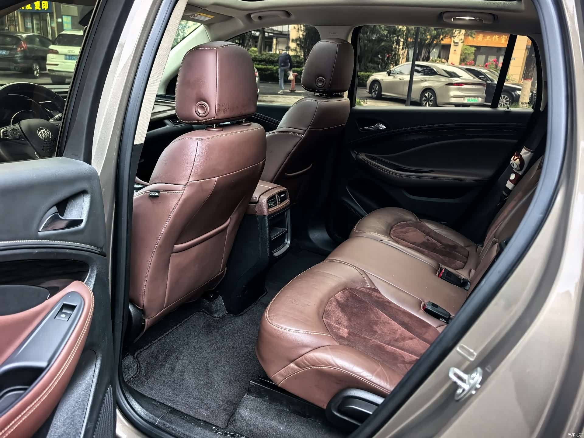 Buick Envision Plus, 2017 8