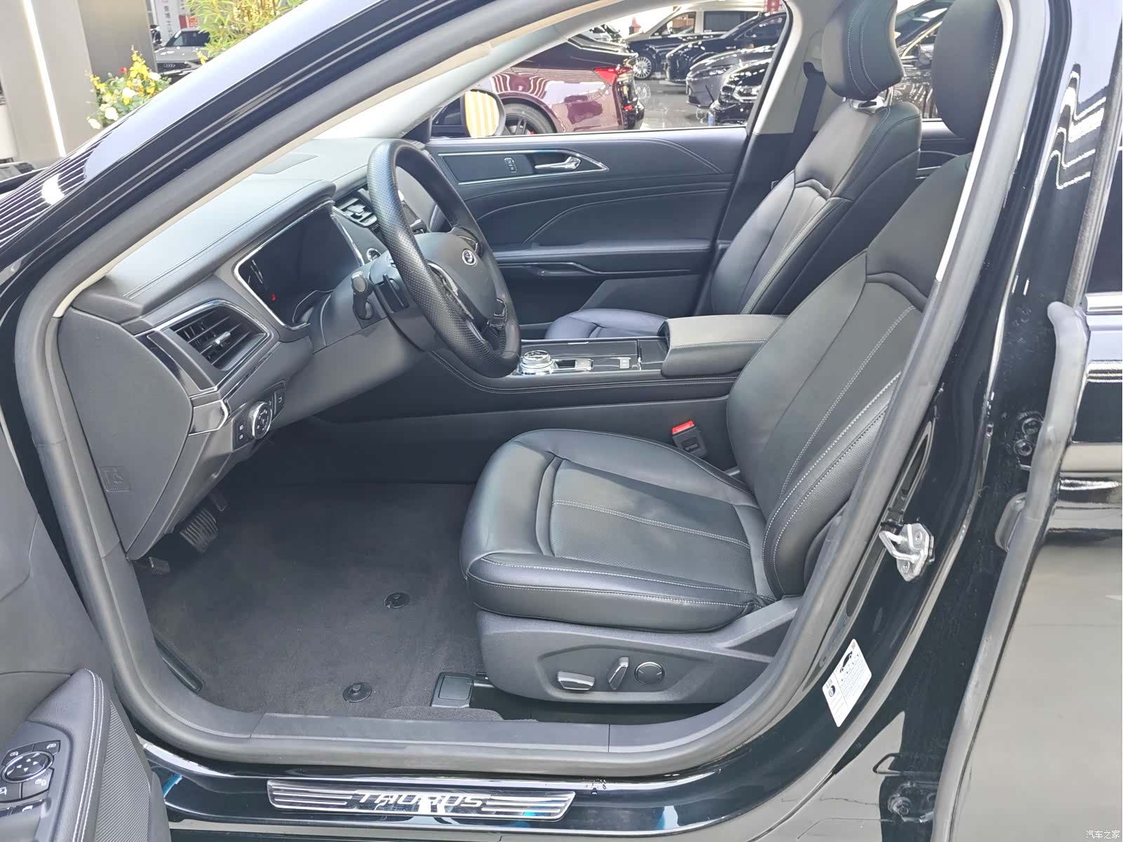 Ford Taurus, 2017 6