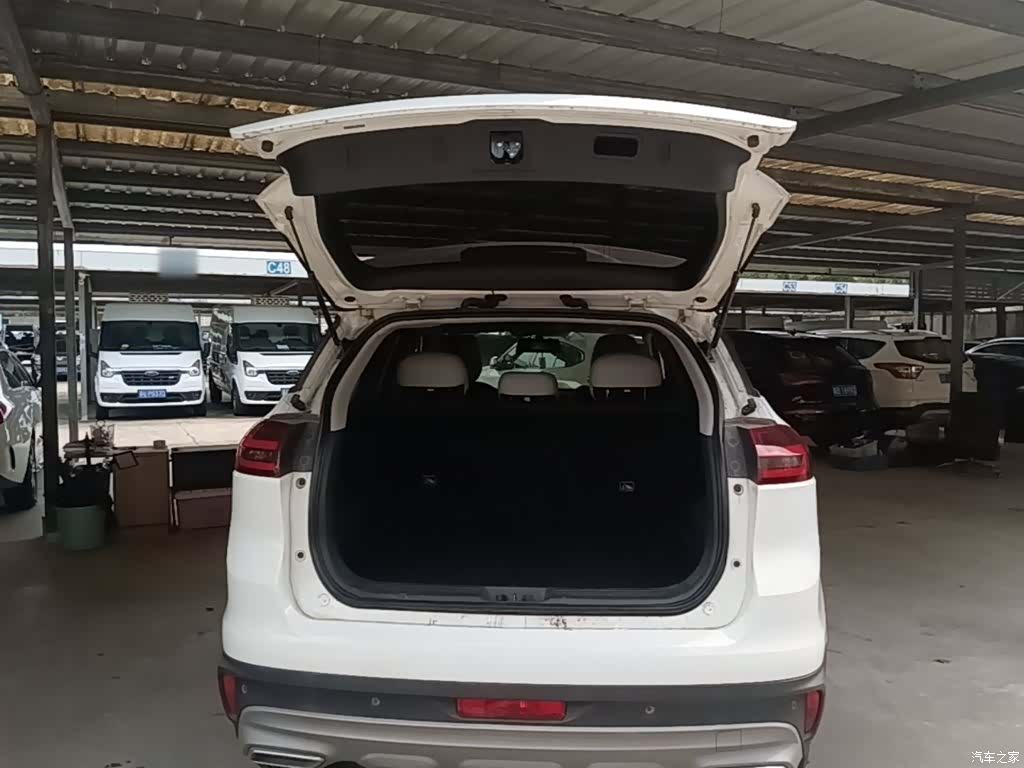 Geely Boyue, 2023 19